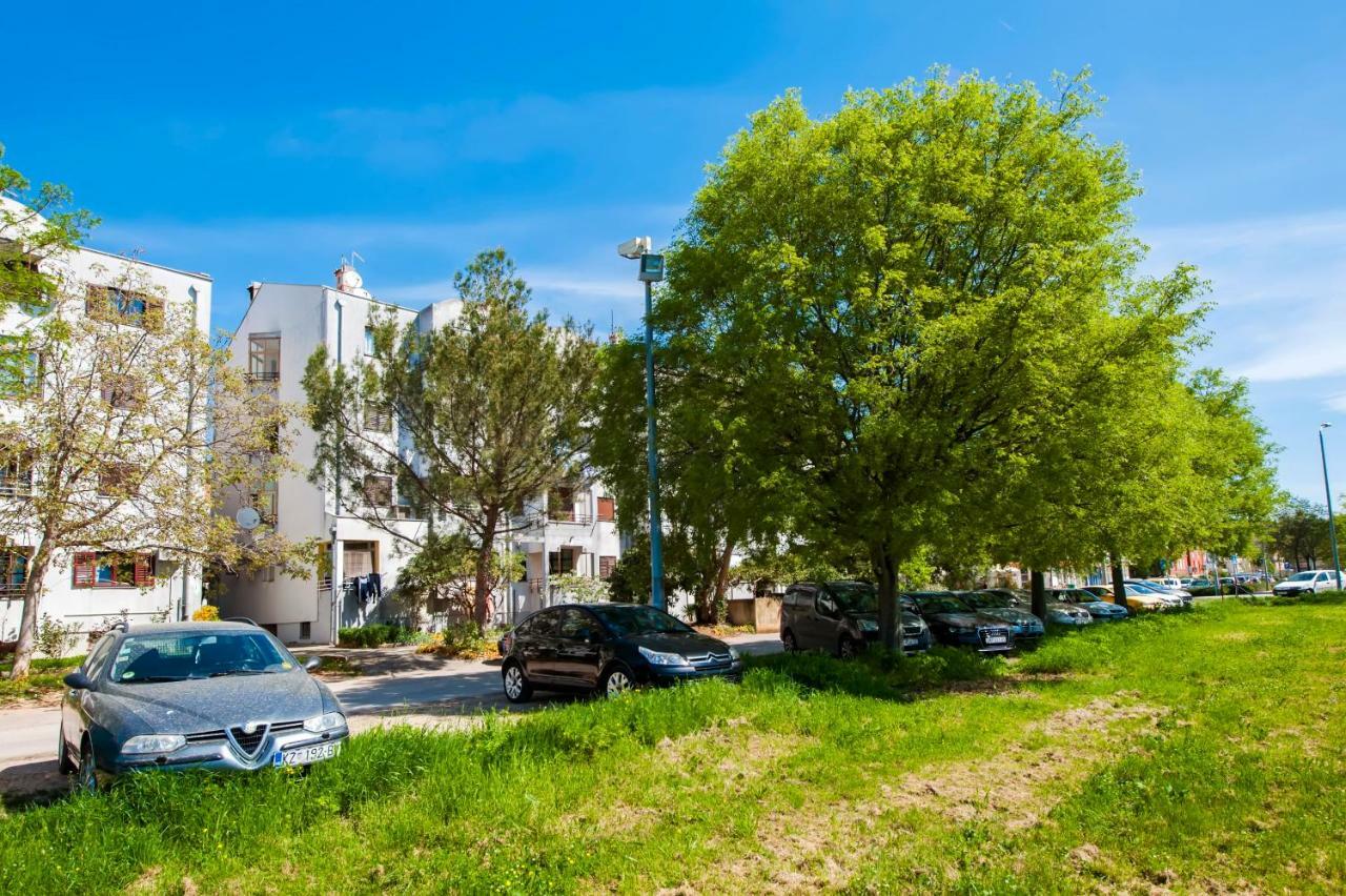 Apartment Loki โรวีน ภายนอก รูปภาพ